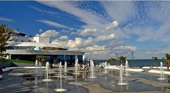 Трёхуровневая Квартира У Моря Odessa Eksteriør bilde